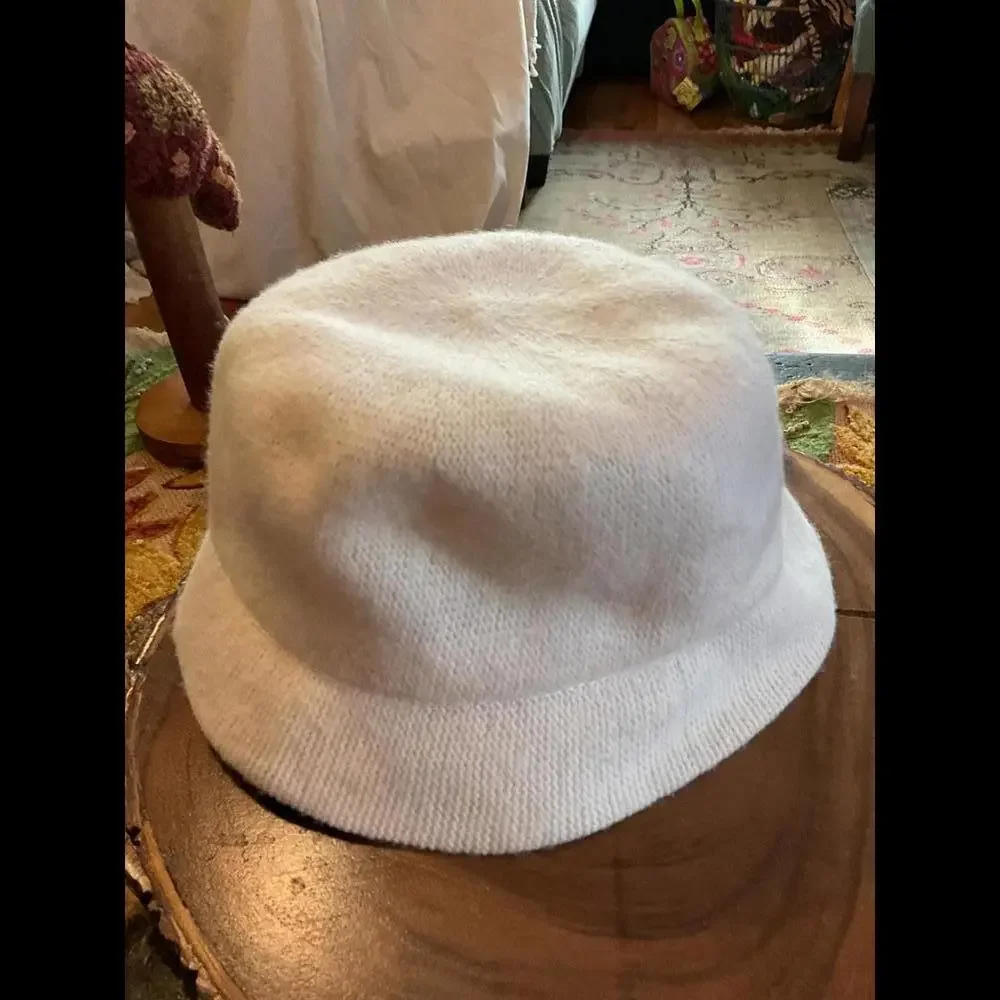 White Wool blend Bucket Hat with Flower Detail - Picture 4 of 8